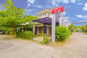 OYO 2284 Grand Villa Meninting