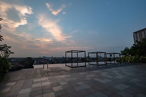 OYO 2245 Apartment Grand Kamala Lagoon