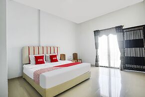 OYO 2246 Anjung Bang Oking Hotel & Resort