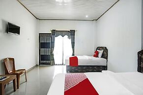 OYO 2246 Anjung Bang Oking Hotel & Resort