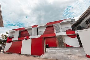 Super OYO 2223 J&b Room Utan Kayu