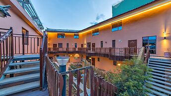 Floral Hotel Yun Shui Snow Mountain