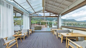 Floral Hotel Yun Shui Snow Mountain