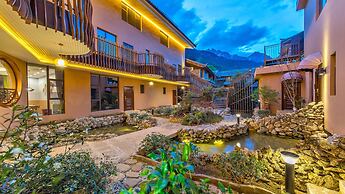 Floral Hotel Yun Shui Snow Mountain