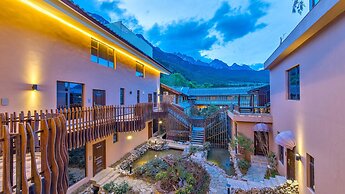 Floral Hotel Yun Shui Snow Mountain