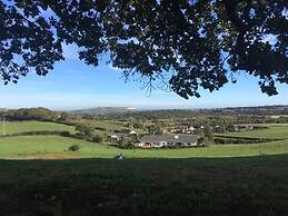 Queen Bower Farm Lodge