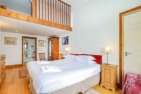 The Old Signal House