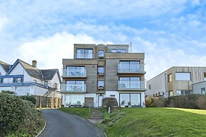 Seafront Quay West Apartments