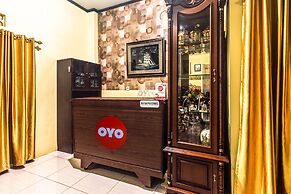 OYO 2165 Alyah Guest House Syariah