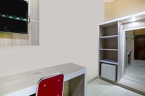 Super OYO 2320 Hotel Charvita