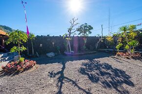 Latengaya Mount Batur Bungalow