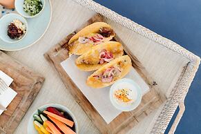 Gecko Hotel & Beach Club