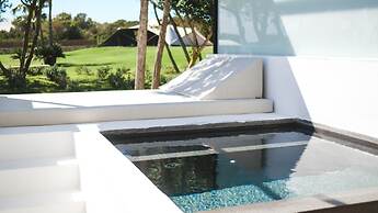 Gecko Hotel & Beach Club