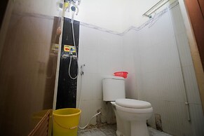 Super OYO Capital O 2258 Santana Syariah Guest House