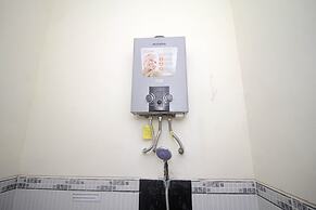 Super OYO Capital O 2258 Santana Syariah Guest House