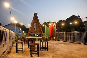 Super OYO Capital O 2258 Santana Syariah Guest House