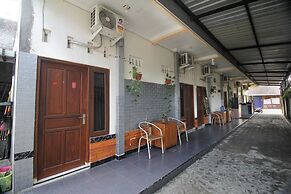 Super OYO Capital O 2258 Santana Syariah Guest House