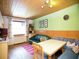 Wonderful Holiday Home With Mountain Views