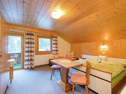 Cozy Apartment in Wald- Konigsleiten