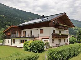 Cozy Apartment in Wald- Konigsleiten