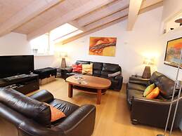 Contemporary Apartment in Leogang near Ski Area