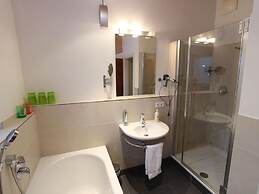 Contemporary Apartment in Leogang near Ski Area