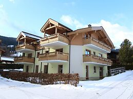 Contemporary Apartment in Leogang near Ski Area