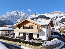 Holiday Home in ski Area in Leogang With Sauna