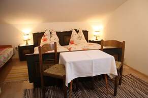 Apartment With Garden, Garden Furniture, BBQ