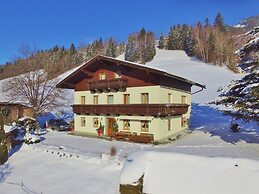 Apartment With Garden, Garden Furniture, BBQ