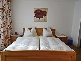 Apartment With Balcony in Hart im Zillertaler