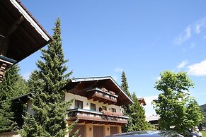 Simplistic Apartment in Kleinar near Cross Country Skiing