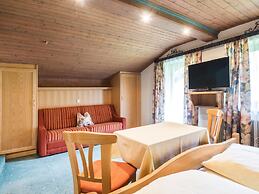 Simplistic Apartment in Kleinar near Cross Country Skiing