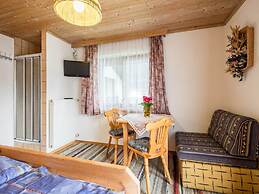 Vintage Apartment in Fügen near Ski Area