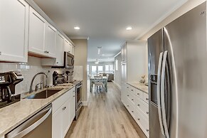 Oceanfront Beach House with Spacious Backyard by RedAwning