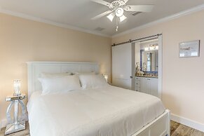 Oceanfront Beach House with Spacious Backyard by RedAwning