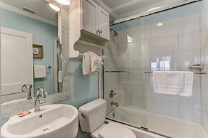 Oceanfront Beach House with Spacious Backyard by RedAwning