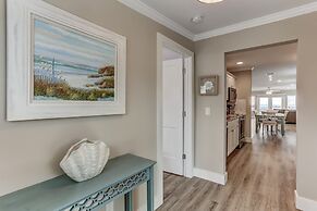 Oceanfront Beach House with Spacious Backyard by RedAwning