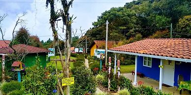 Hospedaje Santaelena-Chalets de Montaña