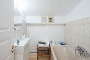 White Jasmine Cottage