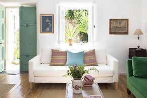 White Jasmine Cottage