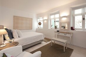 White Jasmine Cottage