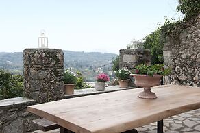 White Jasmine Cottage