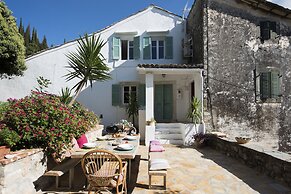 White Jasmine Cottage