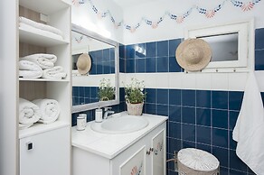 White Jasmine Cottage