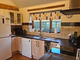 Inviting 2 Bedroom Barn Conversion, Rural Norfolk