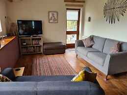 Inviting 2 Bedroom Barn Conversion, Rural Norfolk
