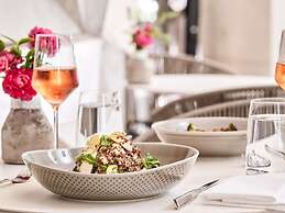 Athens Capital Center Hotel-MGallery Collection