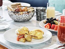 Athens Capital Center Hotel-MGallery Collection