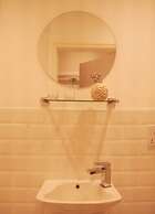 Guestling Hall Hotel